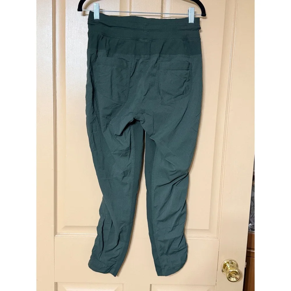 Lululemon Beyond the Studio Jogger Dark Green Ruched Athletic Pants Womens 6